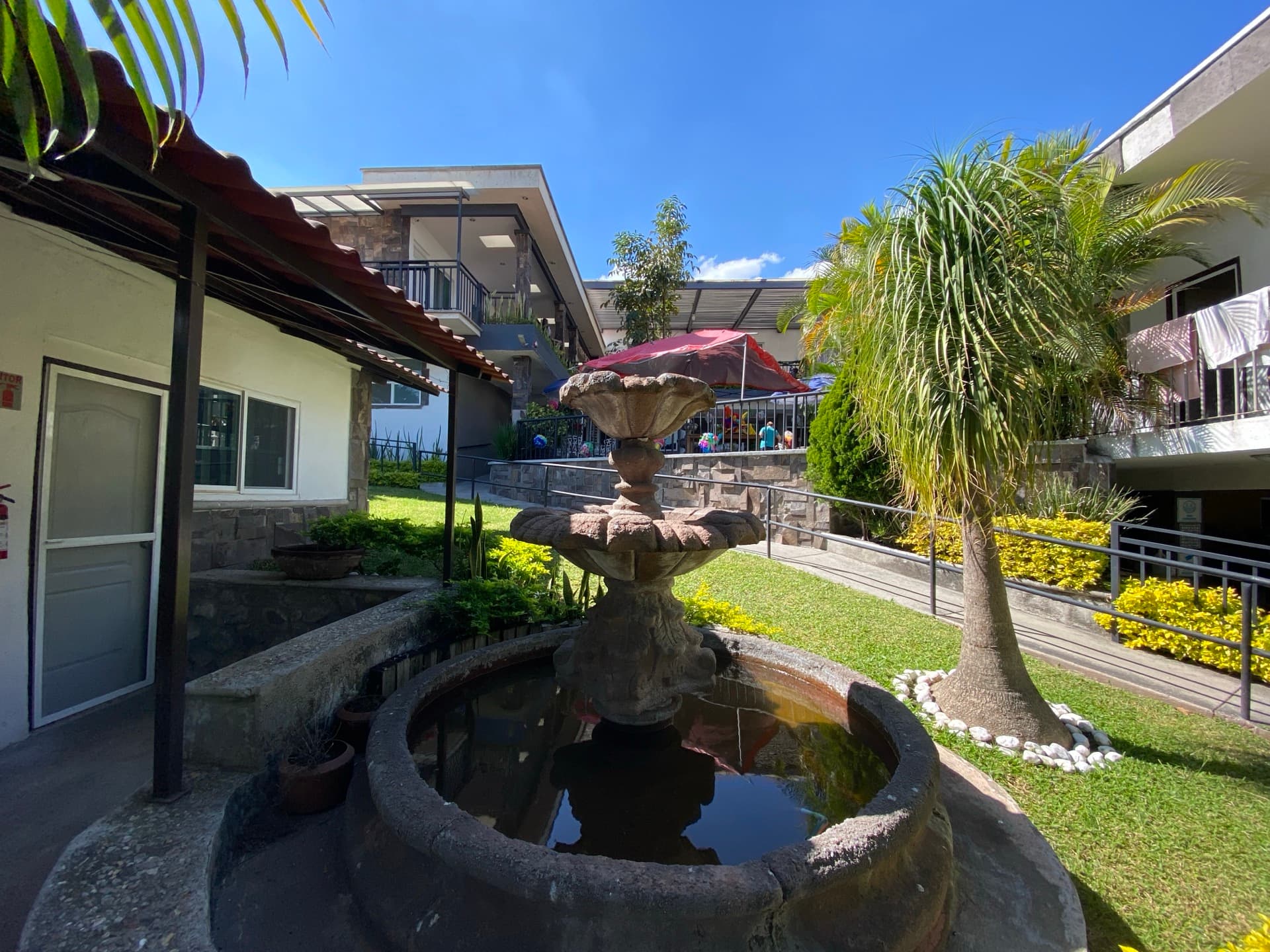 Fountain and garden with resting areas